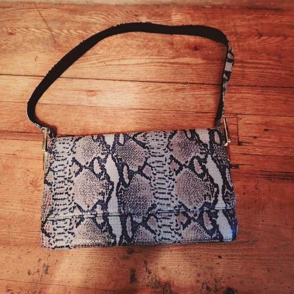 Made In Canada Vintage Snakeskin Purse Lovely Quality - Picture 6 of 10